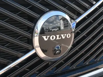 VOLVO XC90 T8 AWD Plus Dark PANO 360  HuD H&K ACC