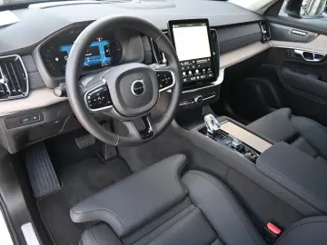 VOLVO XC90 T8 AWD Plus Dark PANO 360  HuD H&K ACC