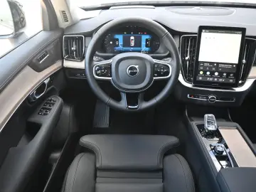 VOLVO XC90 T8 AWD Plus Dark PANO 360  HuD H&K ACC