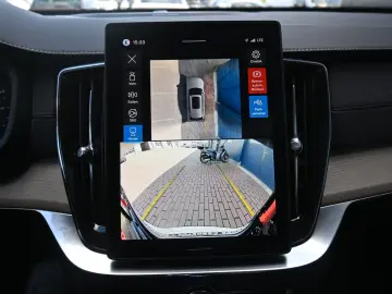 VOLVO XC90 T8 AWD Plus Dark PANO 360  HuD H&K ACC