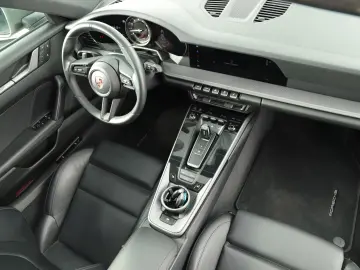 PORSCHE 992 Carrera 4 APPROVED SCHECKHEFT TOPPP