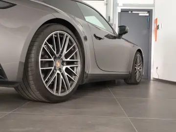 PORSCHE 992 Carrera 4 APPROVED SCHECKHEFT TOPPP