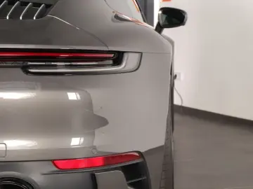 PORSCHE 992 Carrera 4 APPROVED SCHECKHEFT TOPPP