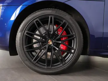 PORSCHE Macan GTS PDK LUFT AHK STAND SOUND SPUR 360GRAD