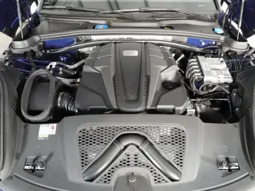 PORSCHE Macan GTS PDK LUFT AHK STAND SOUND SPUR 360GRAD