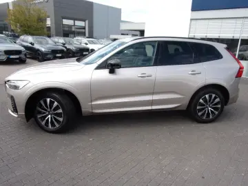 VOLVO XC60 B4 Plus Dark 2WD
