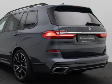 BMW X7 xD40d MSport NightVis 360 Laser SkyLounge 22