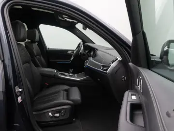 BMW X7 xD40d MSport NightVis 360 Laser SkyLounge 22