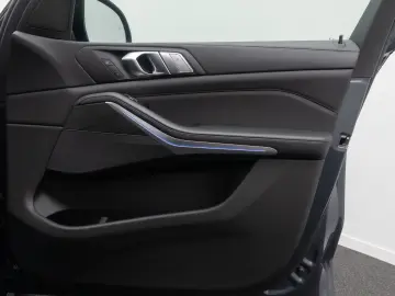 BMW X7 xD40d MSport NightVis 360 Laser SkyLounge 22