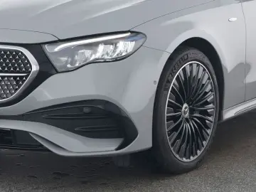 MERCEDES-BENZ E 300 e 4M AMG Adv. Superscreen NIGHT 360  20