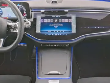 MERCEDES-BENZ E 300 e 4M AMG Adv. Superscreen NIGHT 360  20