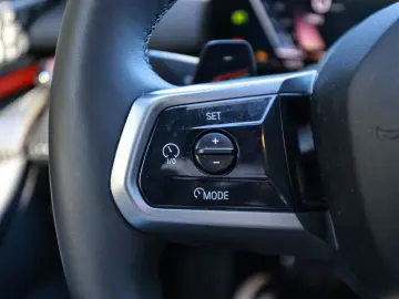 BMW 540d xDrive M-Sport Pano 360-Camera Bowers&Wilkins HUD