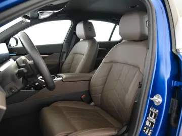 BMW 540d xDrive M-Sport Driv-Assist-Prof 360-Cam H&K