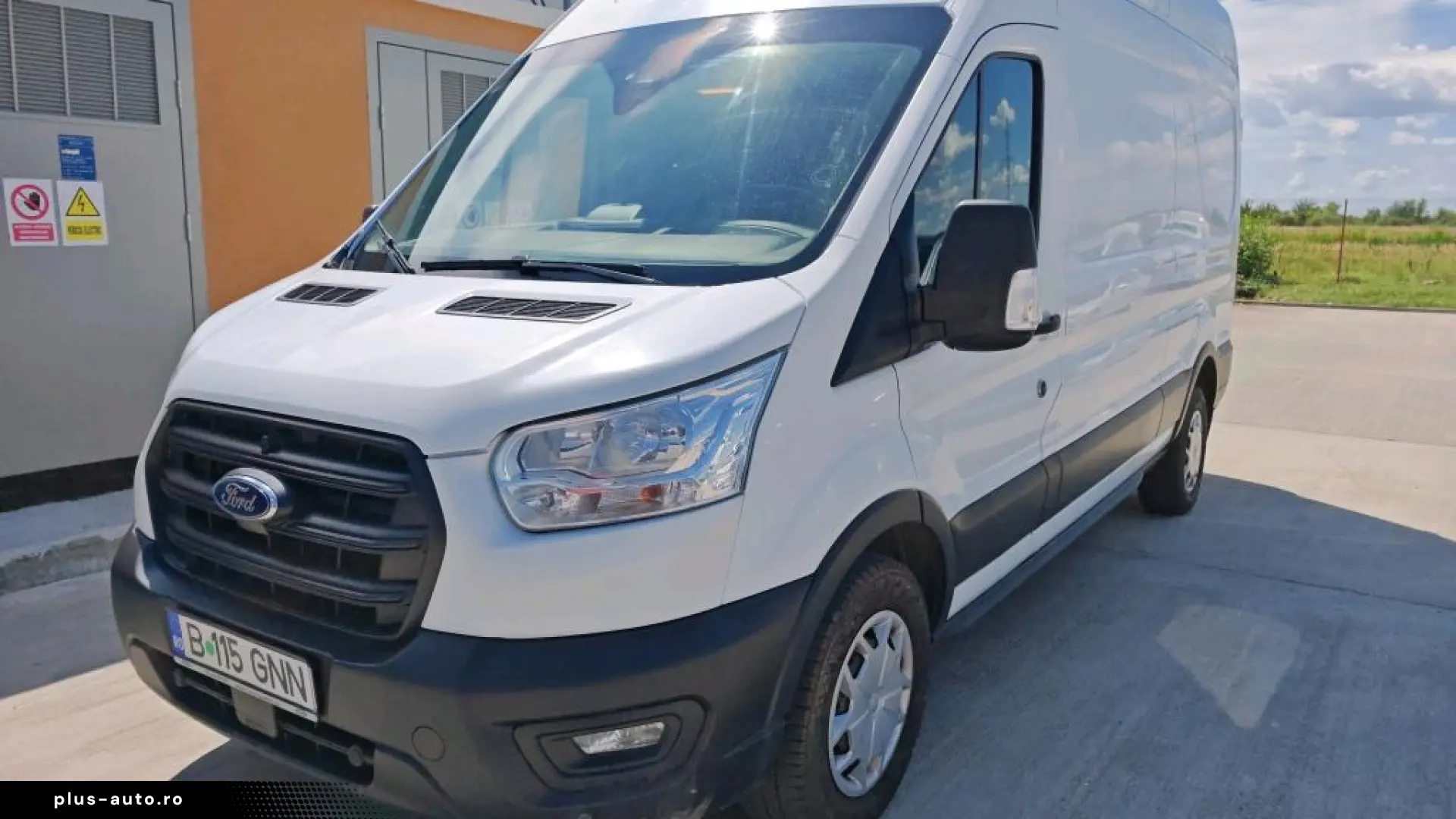 Ford Transit 350 2.0 EcoBlue 130 CP L3H3 Kombi FWD Trend