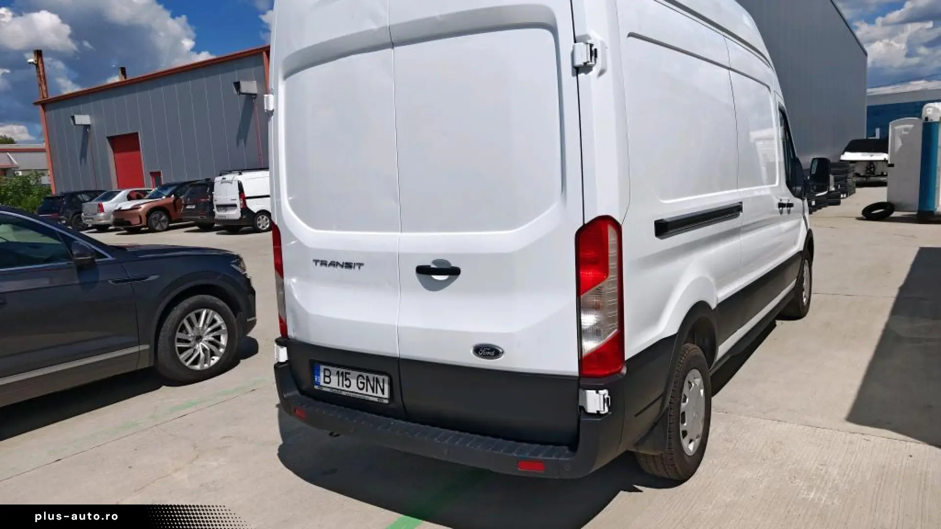Ford Transit 350 2.0 EcoBlue 130 CP L3H3 Kombi FWD Trend