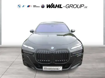 BMW 740d xDrive M SPORT PRO SKY LOUNGE ICONIC GLOW A