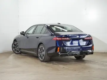 BMW 550e xDrive M-Sport Driv-Assist-Prof 360-Cam H&K