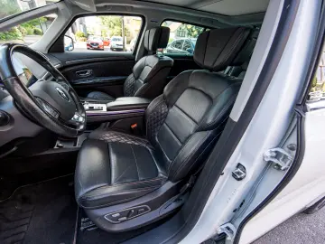 Renault Espace Initiale Paris