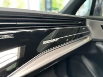 AUDI Q7 S line 50 3.0 TDI quattro