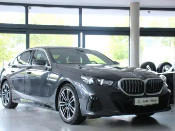 BMW 520d M-Sport ACC Camera