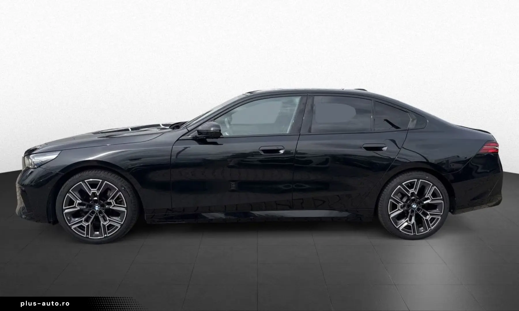 BMW 520d M-Sport Carbon Pano HK