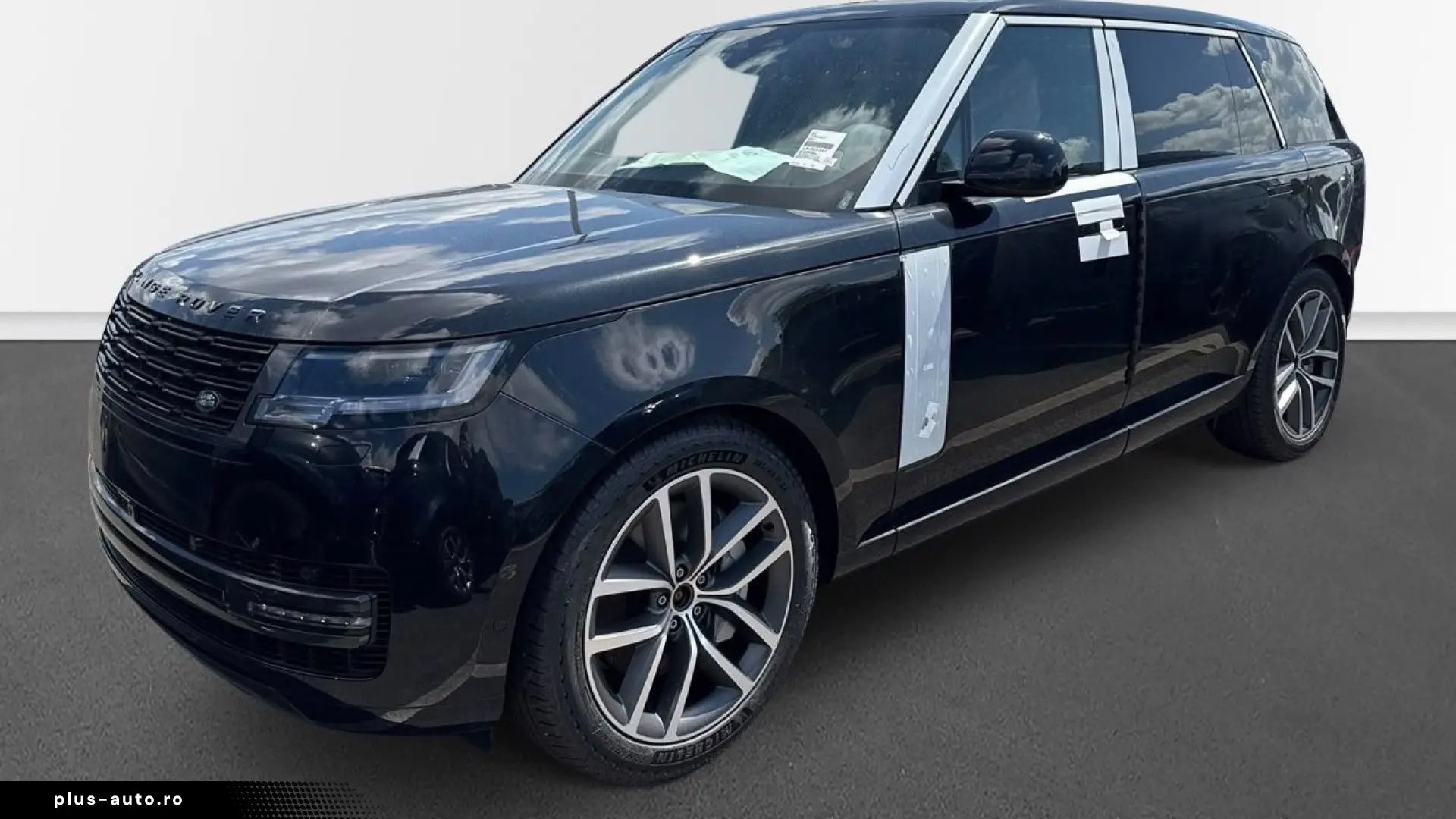Land Rover Range Rover P530 LWB HSE  TV  Pano  Massage