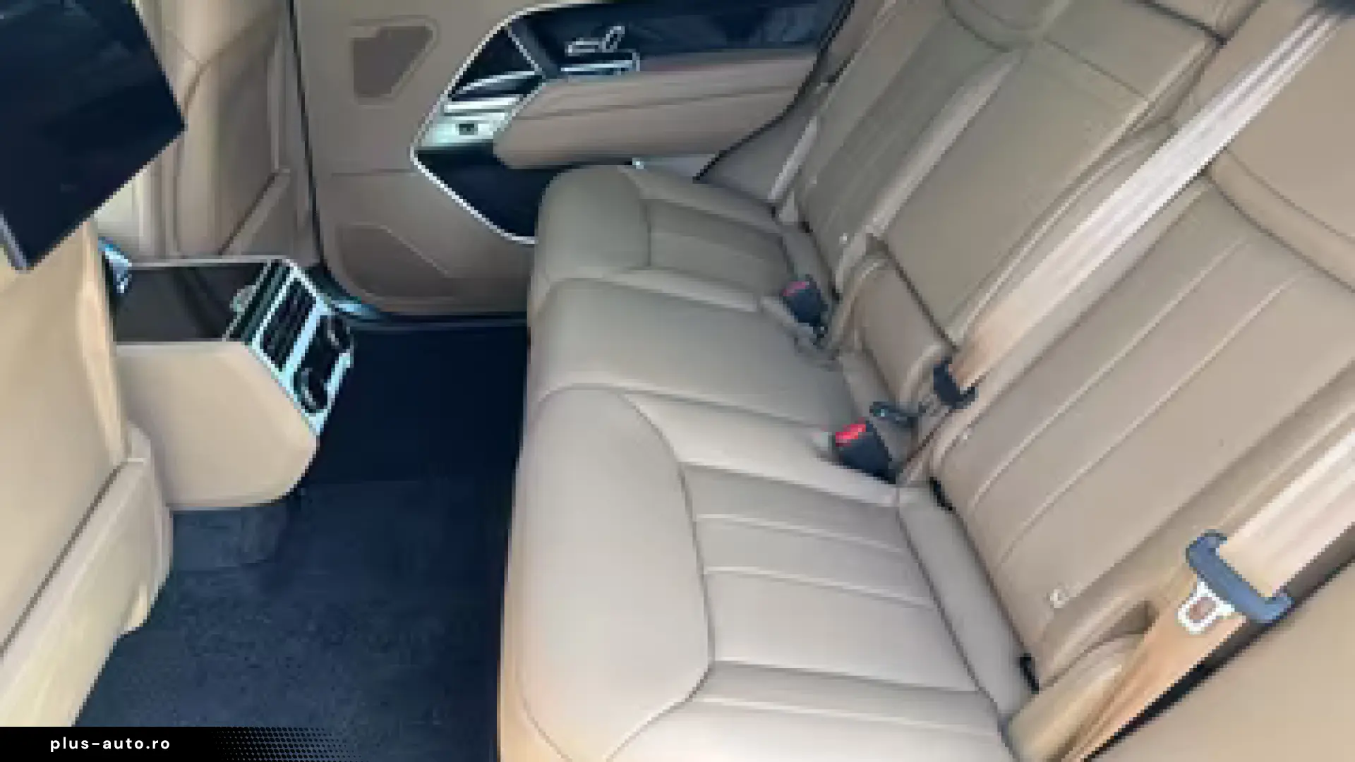 Land Rover Range Rover P530 LWB HSE  TV  Pano  Massage