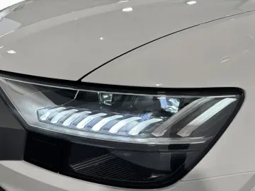 AUDI Q8 55 TFSI QUATT S LINE  HD MATRIX HUD PANO ALU