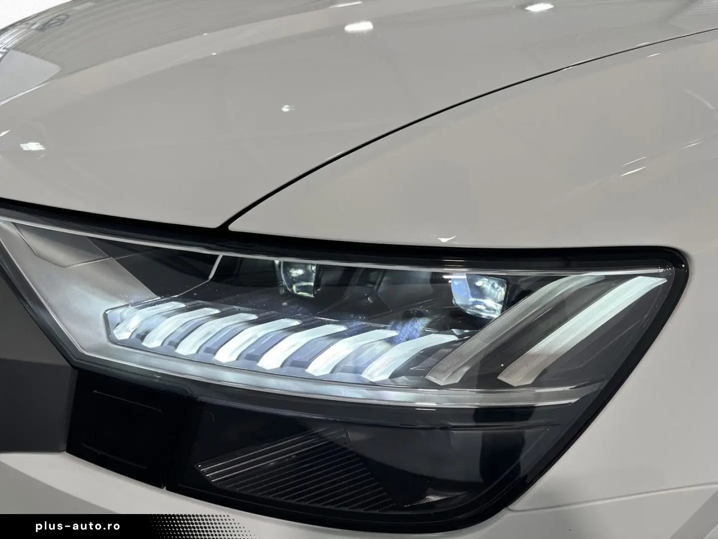 AUDI Q8 55 TFSI QUATT S LINE  HD MATRIX HUD PANO ALU