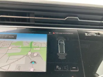 AUDI Q8 50 TDI Q LM22 LEDER NAVI