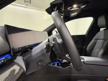 BMW 520i M-Sport Carbon 360-Camera HK ACC