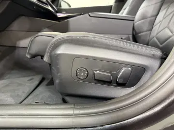 BMW 520i M-Sport Carbon 360-Camera HK ACC