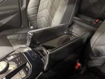 BMW 520i M-Sport Carbon 360-Camera HK ACC