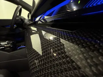 BMW 520i M-Sport Carbon 360-Camera HK ACC