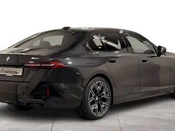 BMW 520i M-Sport Carbon 360-Camera HK ACC