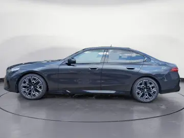 BMW 520i M-Sport Carbon HK