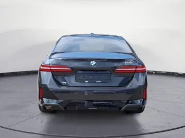 BMW 520i M-Sport Carbon HK