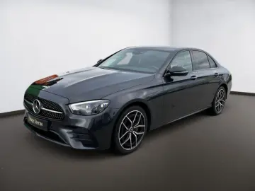 MERCEDES-BENZ E 220 d 4M AMG SHD AHK MBEAM NIGHT DIS…