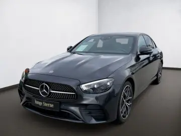 MERCEDES-BENZ E 220 d 4M AMG SHD AHK MBEAM NIGHT DIS…