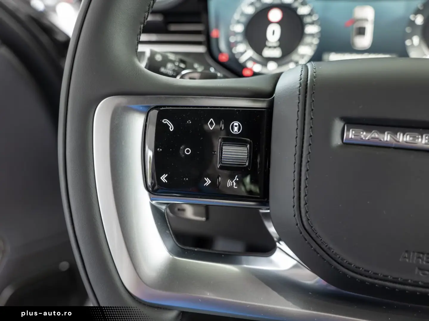 Land Rover Range Rover P615 SV ACC LED HUD 360  AHK PANO