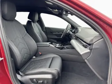 BMW 520i M-Sport Pano 360-Camera HK HUD