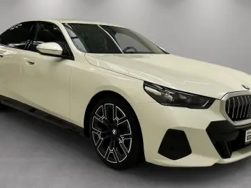BMW 520i M-Sport Driv-Assist-Prof HK