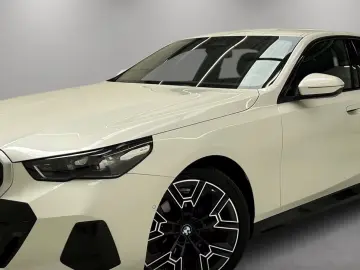 BMW 520i M-Sport Driv-Assist-Prof HK