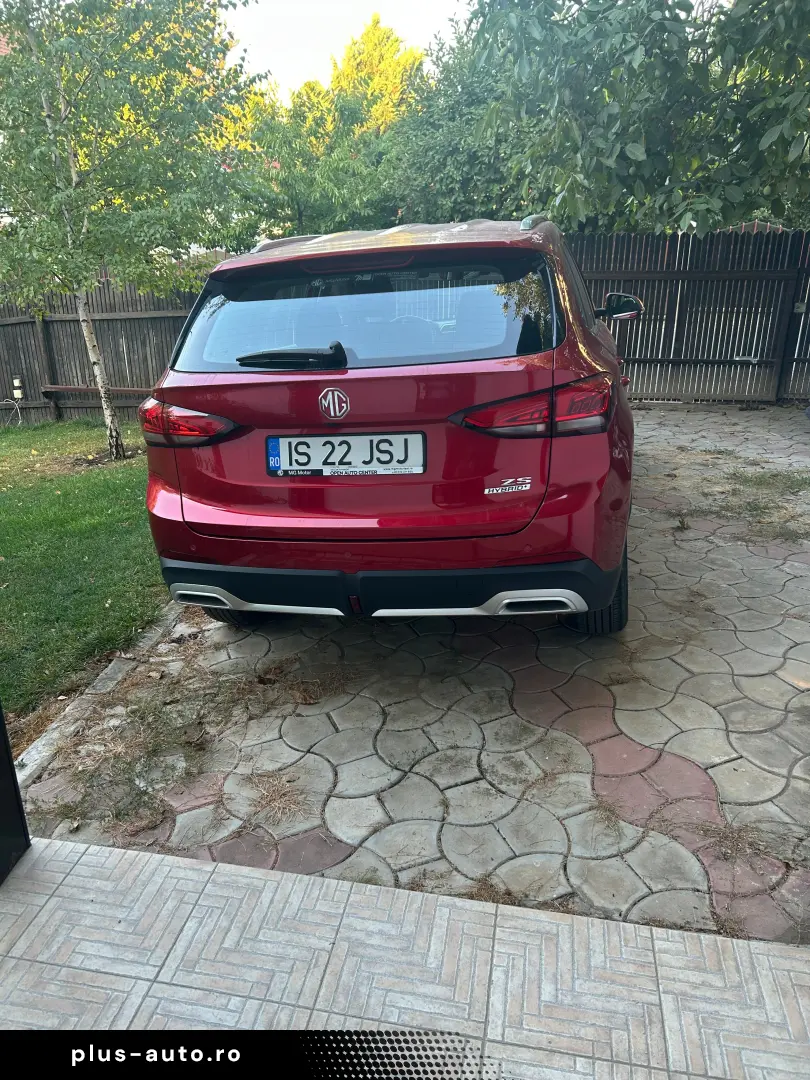 MG ZS