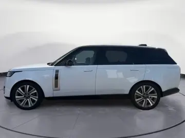 Land Rover Range Rover P615 LWB SV SIGNATURE SUITE CLUBTISC