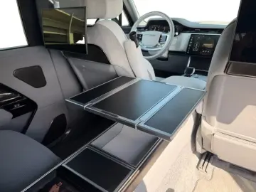 Land Rover Range Rover P615 LWB SV SIGNATURE SUITE CLUBTISC