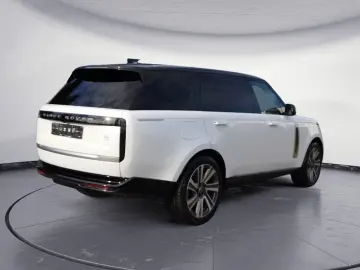 Land Rover Range Rover P615 LWB SV SIGNATURE SUITE CLUBTISC