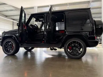MERCEDES-BENZ G 63 AMG Facelift   Superior Line   Night Pack
