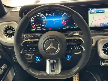 Mercedes-Benz G63 AMG FULL CARBON A22 DVD WEBASTO