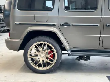 Mercedes-Benz G63 AMG FULL CARBON A22 DVD WEBASTO